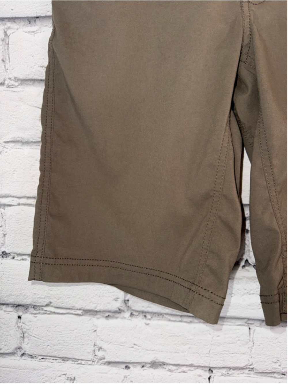 Men's Prana Shorts size 28 Prana Brion Brown Flat Front 10 in Inseam Hiking - Picture 3 of 8